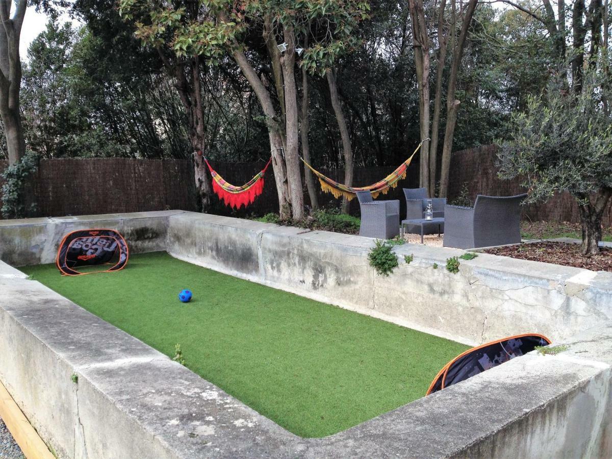 Au Vieux Lavoir Avec Parking Prive, Jardin , Climatisation, A 500 M De La Cite 카르카손 외부 사진