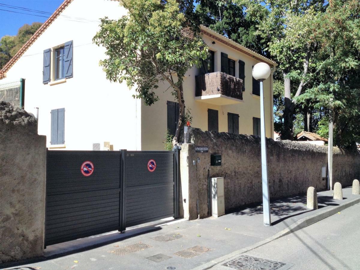 Au Vieux Lavoir Avec Parking Prive, Jardin , Climatisation, A 500 M De La Cite 카르카손 외부 사진