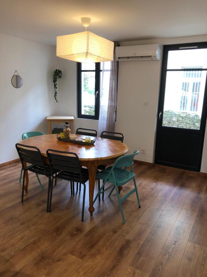 Au Vieux Lavoir Avec Parking Prive, Jardin , Climatisation, A 500 M De La Cite 카르카손 외부 사진